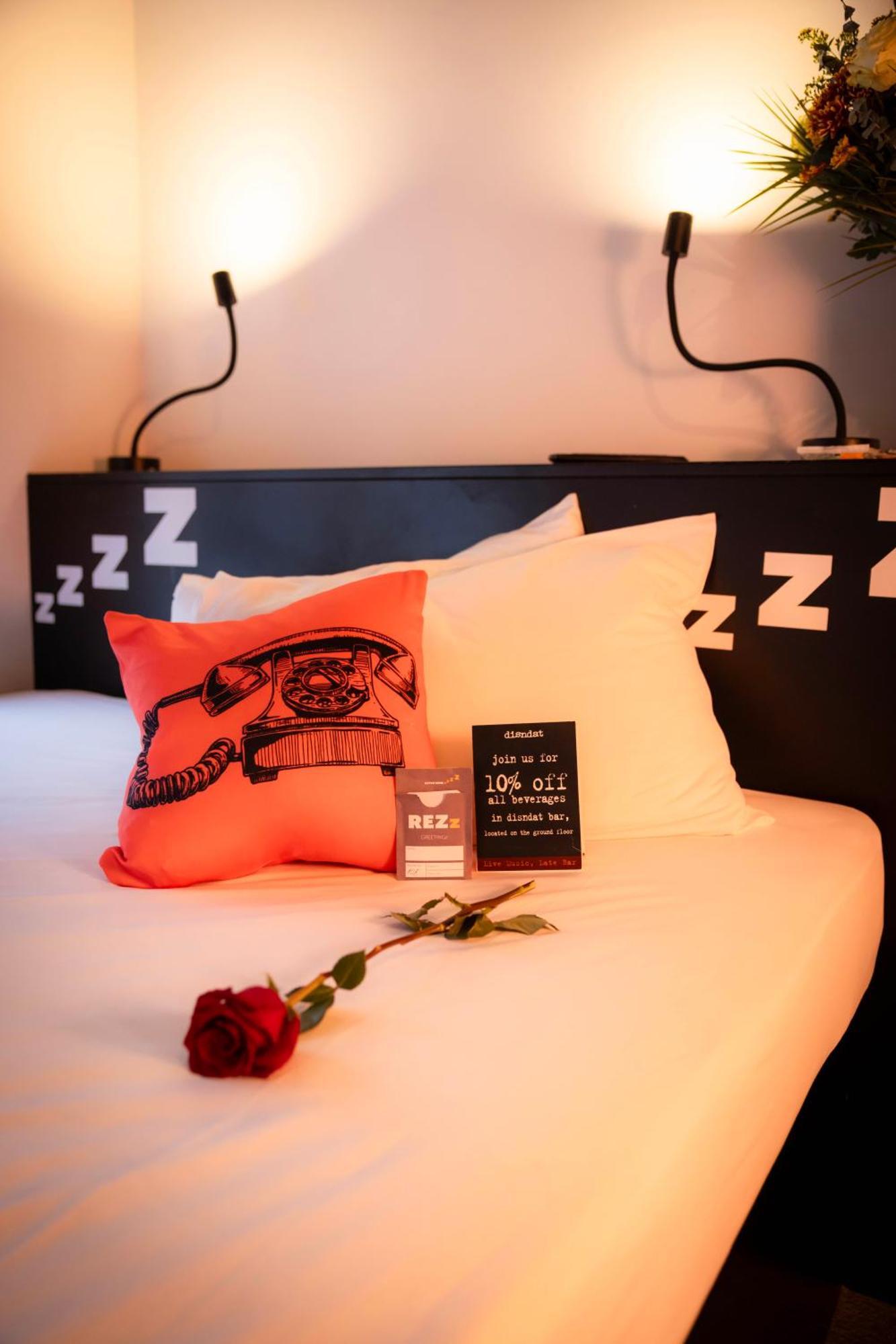 Rezz Temple Bar, Dublin Hotel Exterior photo